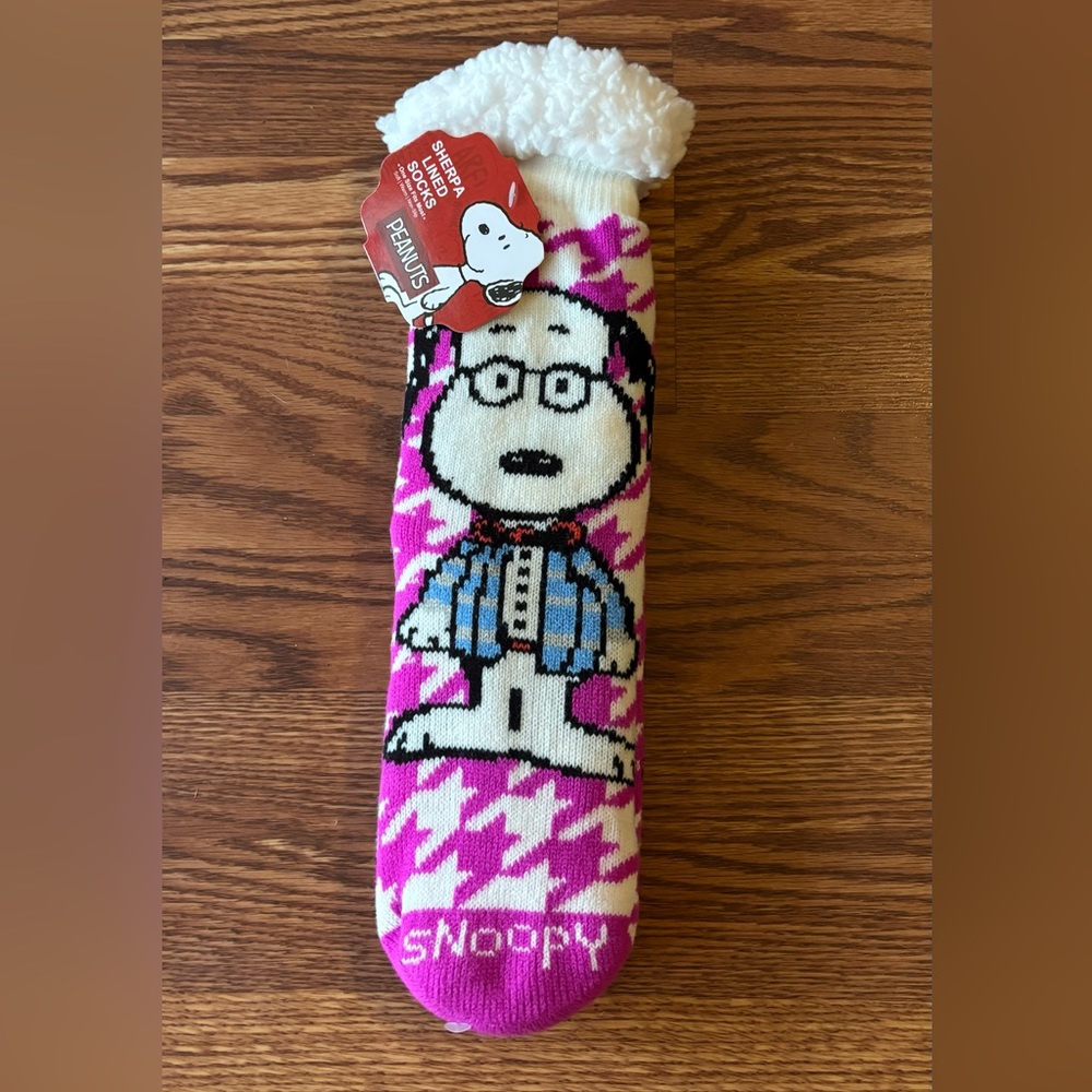 NWT Snoopy Mr. Professor Peanuts Sherpa Socks